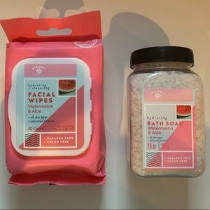Face wipes and bath soak